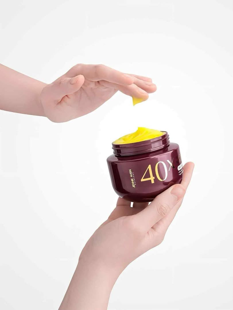(PRE-ORDER ONLY) JENNIE MOON 40X Pro Derma Plus Body Booster (250ml)