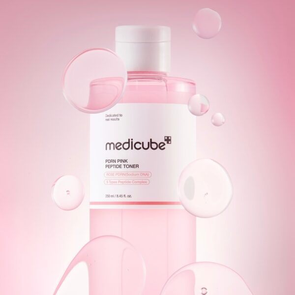 Medicube PDRN Pink Cica Soothing Toner (250ml)