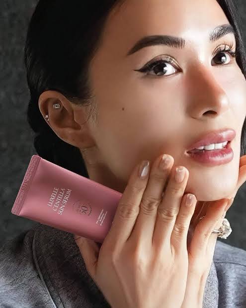 Luxelle Centella Sun Serum SPF50++++ (50ml)