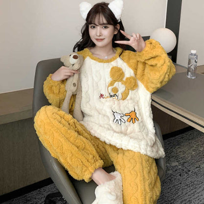 Winter Plush Pajama Set (2xl on tag up to 12/14 size)