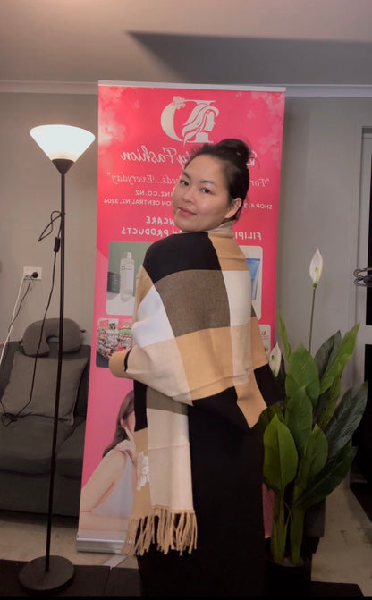 Knitted Poncho’s (Limited Stocks only)